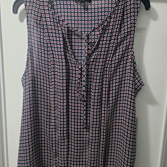 J. Crew Tops - J. Crew sleeveless‎ tunic top NWOT Size L